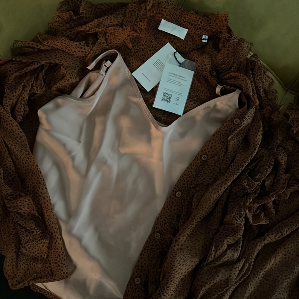 7 for all Mankind-SLEEVELESS RUFFLE TOP - Picture 8 of 8